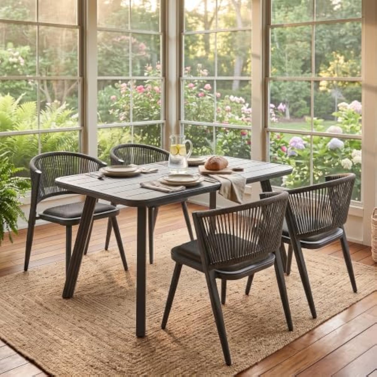 Modern aluminium tuinmeubelset - Outdoor Furniture Plus recensie en prijs